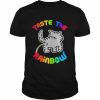 Cat taste the Rainbow  Classic Men's T-shirt