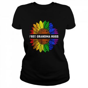 Free Grandma Hugs Lgbt Daisy Rainbow Flower Hippie Gay Pride T-Shirt Classic Women's T-shirt