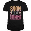 Grandparents Pregnancy Announcement Soon To Be Grandma Shirt Classic Men's T-shirt