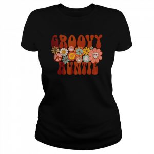 Groovy Mama Retro Matching Family Baby Shower Mother’s Day Shirt Classic Women's T-shirt