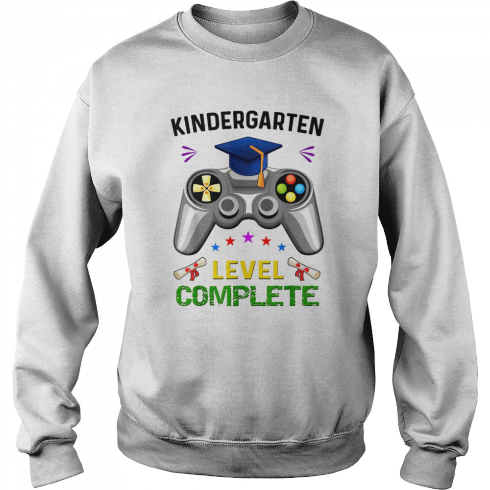 Kindergarten Level Complete Graduation class 2022 gamerShirt Unisex Sweatshirt