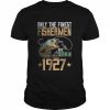 Only The Finest Fisherman Are Born In 1927 Fishing T-Shirt Classic Men's T-shirt