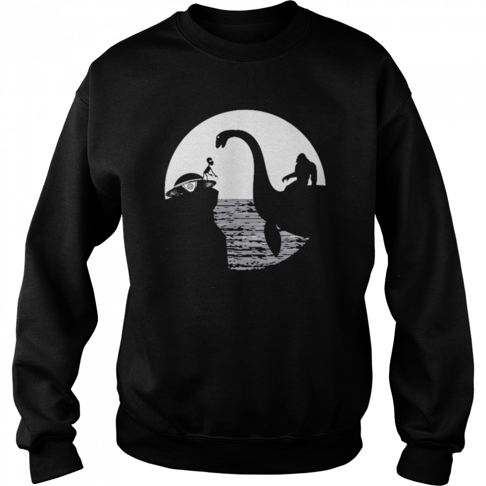 bigfoot Loch Ness Monster Sasquatch Riding Nessie Ufo Alien  Unisex Sweatshirt