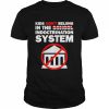 Kids don’t belong in the school indoctrination system  Classic Men's T-shirt