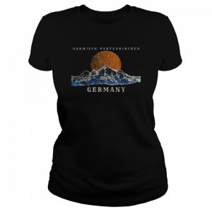 Mountains In Garmisch-Partenkirchen Germany Shirt Classic Women's T-shirt