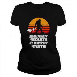 Sasquatch Breakin Hearts & Rippin Farts Bigfoot Retro Vintage Shirt Classic Women's T-shirt