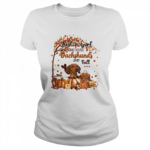 Just a Girl who loves Red Dachshund and Fall Pumpkin Happy Thanksgiving  Classic Women's T-shirt