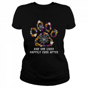 Paw and she lived happily ever after Happy Halloween 2022  Classic Women's T-shirt