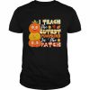 Teacher Halloween Teacher Kindergarten Cutest Pumpkins Shirt Classic Men's T-shirt