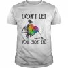 Skeleton hug Heart don’t let your story end  Classic Men's T-shirt