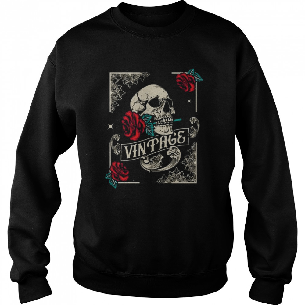 Skull with Roses Distressed Shirt Unisex Sweatshirt