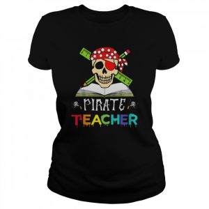 Skull pirate teacher 2022  Classic Women's T-shirt