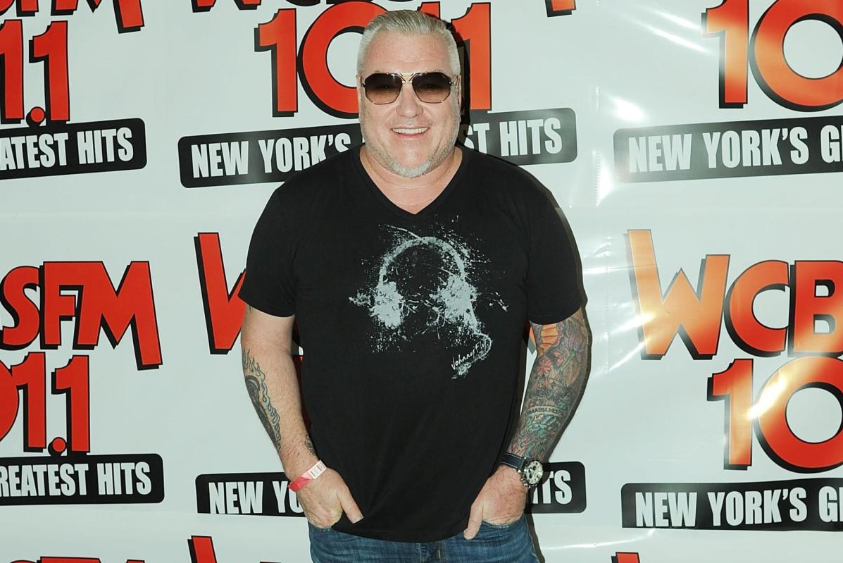 Ex Smash Mouth vocalist Steve Harwell enters hospice care 'being cared for by his fiancée'